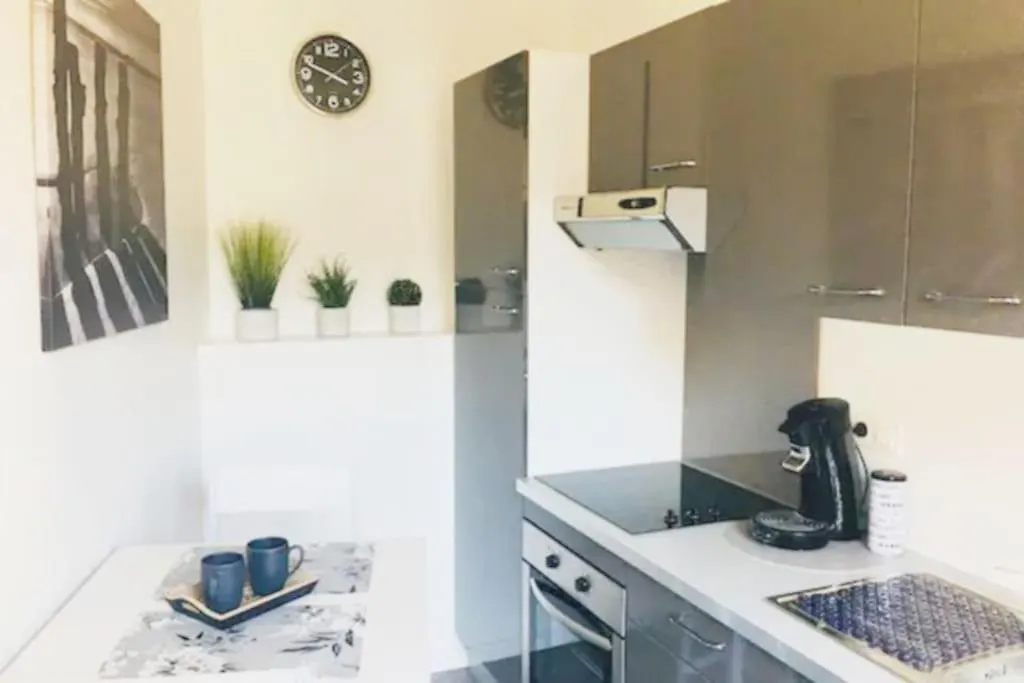 Apartamento L'Annexe - T1 Cuisine Separee - 750M Intra Muros - Plage 50M Saint-Malo